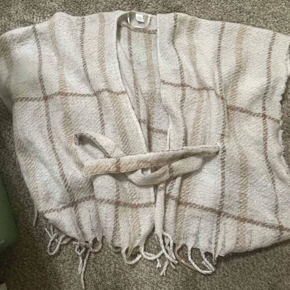 Plaid Fringe Liz Claiborne Shaw